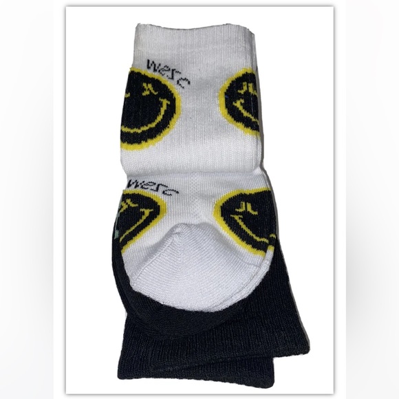 WeSC Varion Crew Socks 2 Pair Men 9.5-14 W 11-15.5 Black White Area51 Alien Logo - Picture 9 of 12